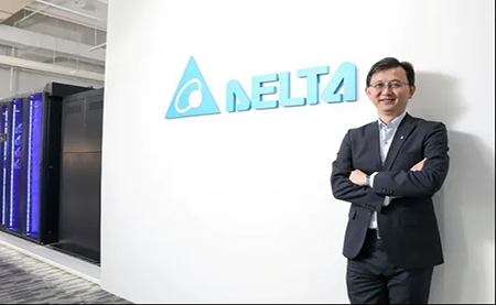 一塊黃仁勛簽名產品，揭露臺達野心　當起AI服務器「水電專家」